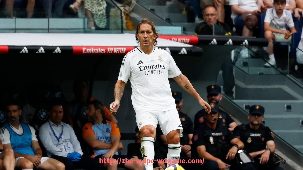 问鼎娱乐官方网站-世俱杯周期延长对俱乐部年度赛程节奏的调整策略