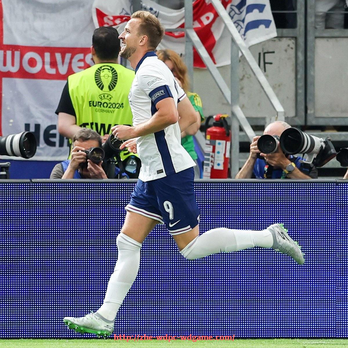 问鼎娱乐官方网站-世俱杯最新球员名单更新及阵容解析